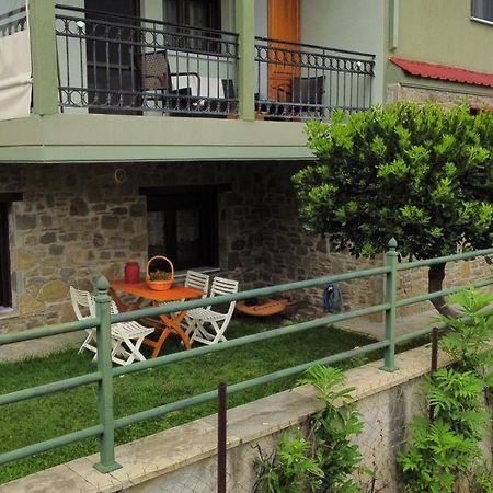 Postmans Apartment Under Meteora Καλαμπάκα Εξωτερικό φωτογραφία