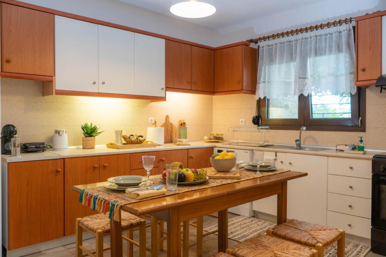 Postmans Apartment Under Meteora Καλαμπάκα Εξωτερικό φωτογραφία