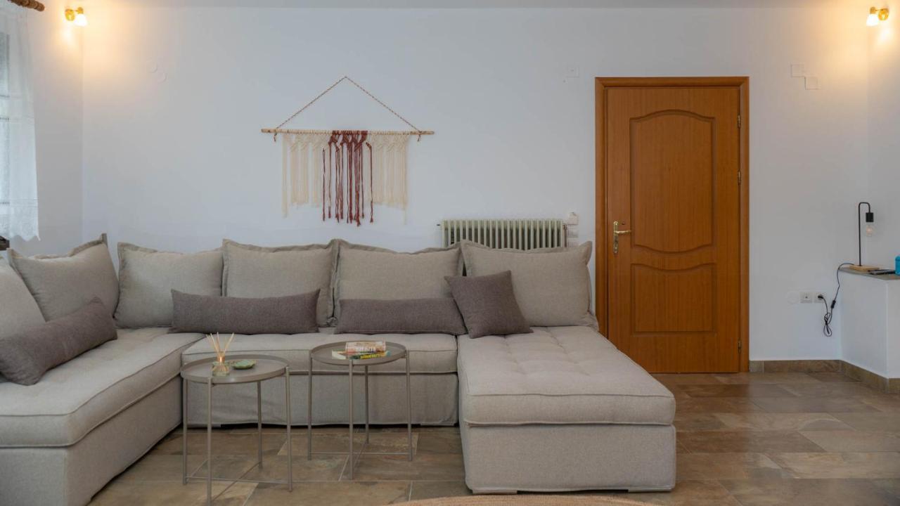 Postmans Apartment Under Meteora Καλαμπάκα Εξωτερικό φωτογραφία